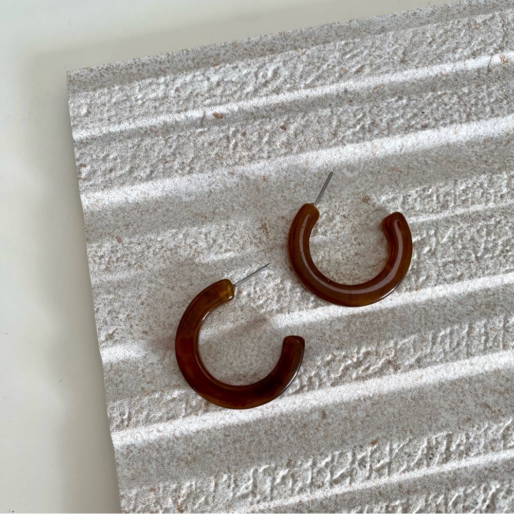 4/$15 Amber Brown Acrylic Hoop Earrings
